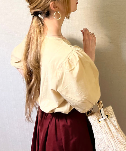 パフスリーブシャツ